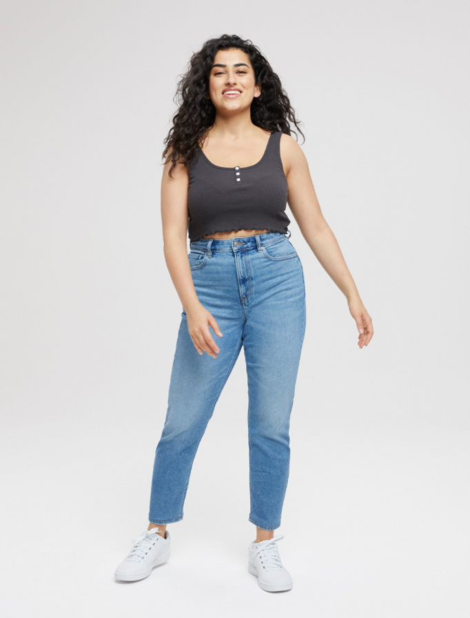 american eagle mom jeans