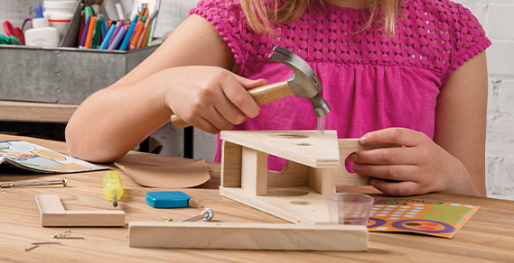 annie's young woodworkers kit club