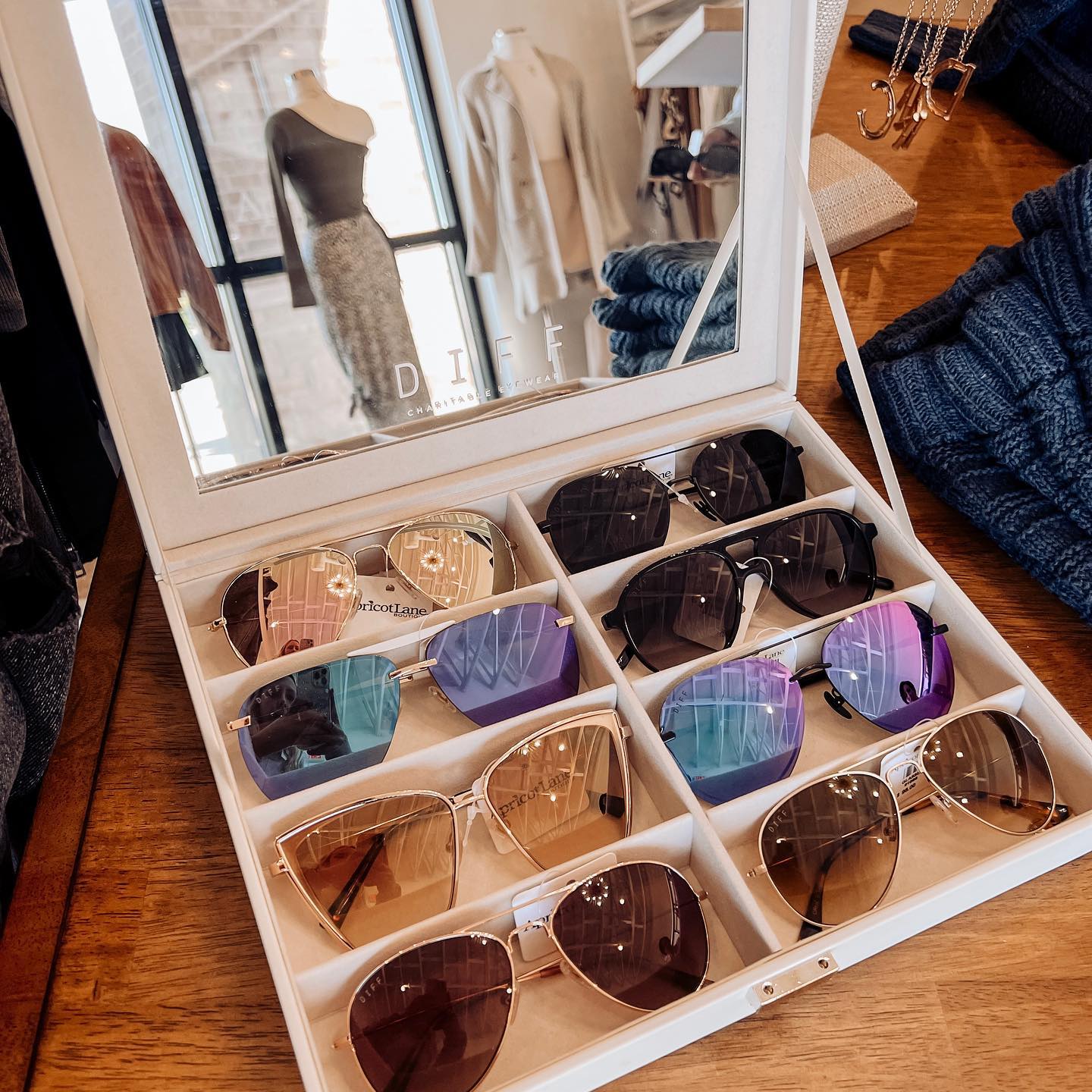 Diff Eyewear Reviews 2023 Is DIFF Eyewear legit?