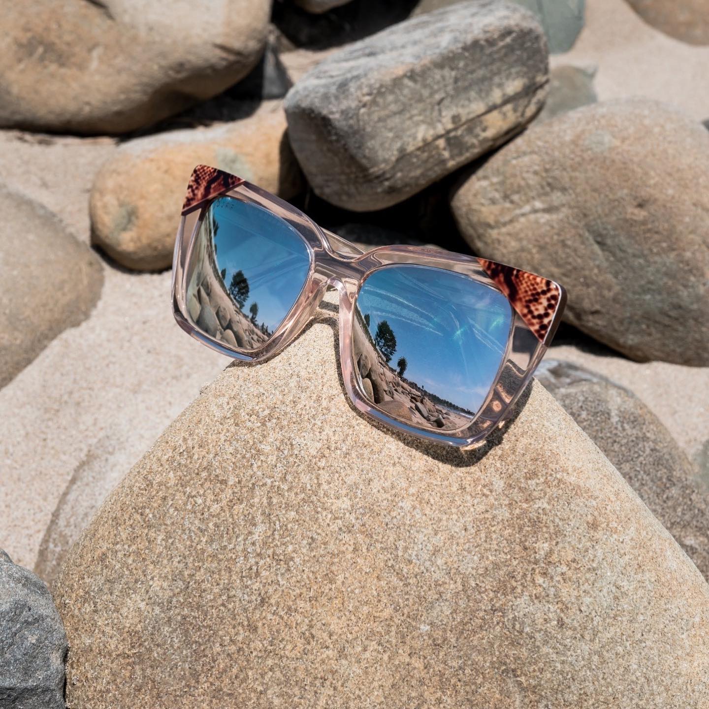 Where Does Diff Eyewear Ship From at Matthew blog