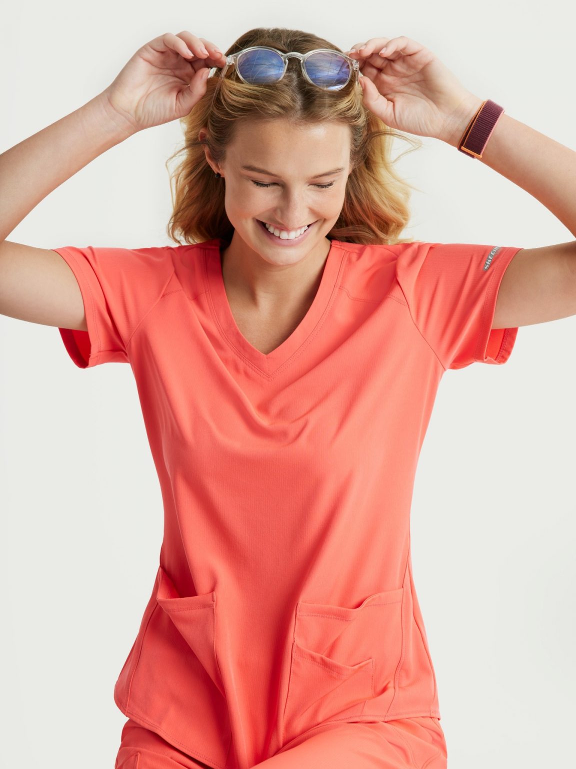 10 Best Scrub Brands 2024 How to Pick the Best Scrubs?