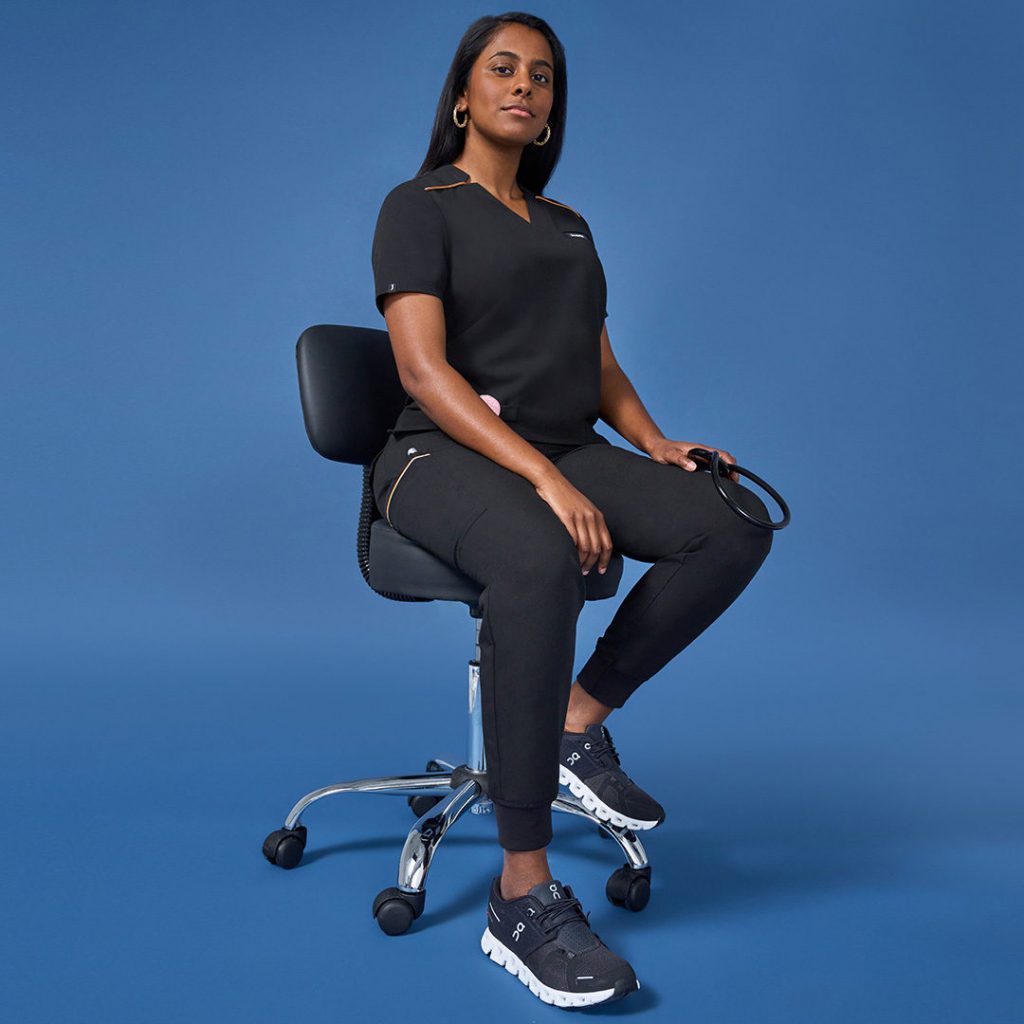 10 Best Scrub Brands 2024 - How to Pick the Best Scrubs?